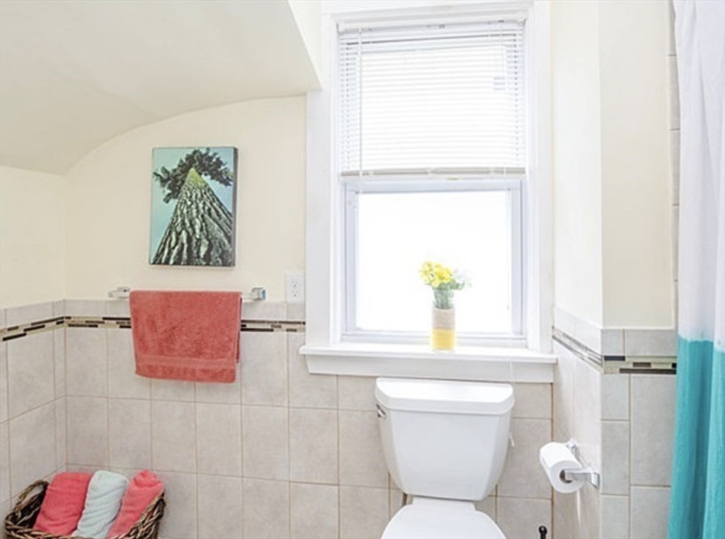 2 bed, 1 bath apartment for rent at 25 Magdala St Unit 1, Dorchester — photo 9 of 13