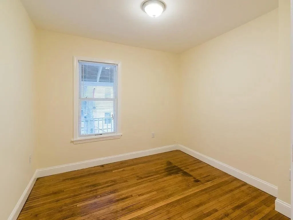4 bed, 2 bath apartment for rent at 25 Magdala St Unit 2, Boston — photo 9 of 19