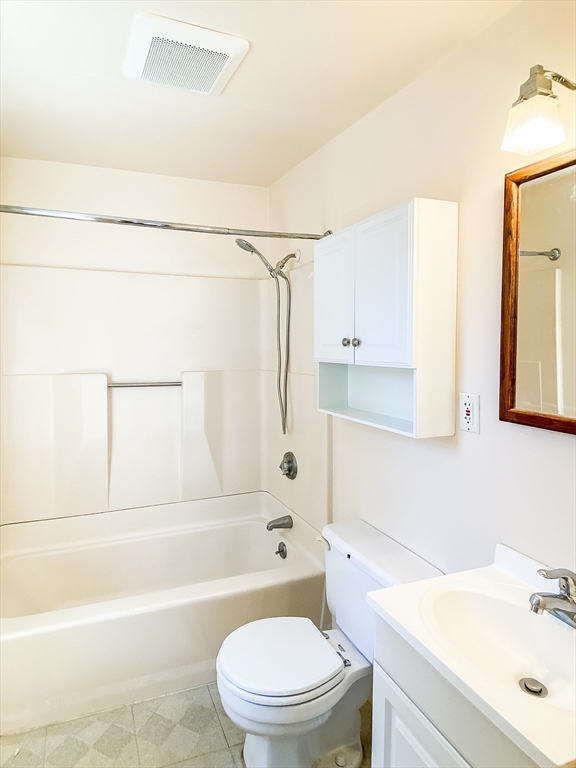 1 bed, 1 bath apartment for rent at 25 Main St Unit 2, Framingham — photo 9 of 10