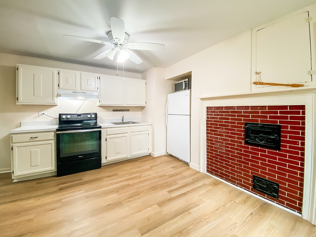 1 bed, 1 bath apartment for rent at 25 Main St Unit 2, Framingham — photo 5 of 10