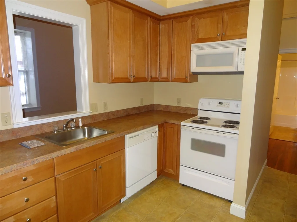 1 bed, 1 bath apartment for rent at 25 Main St Unit 3A, Ayer — photo 7 of 7
