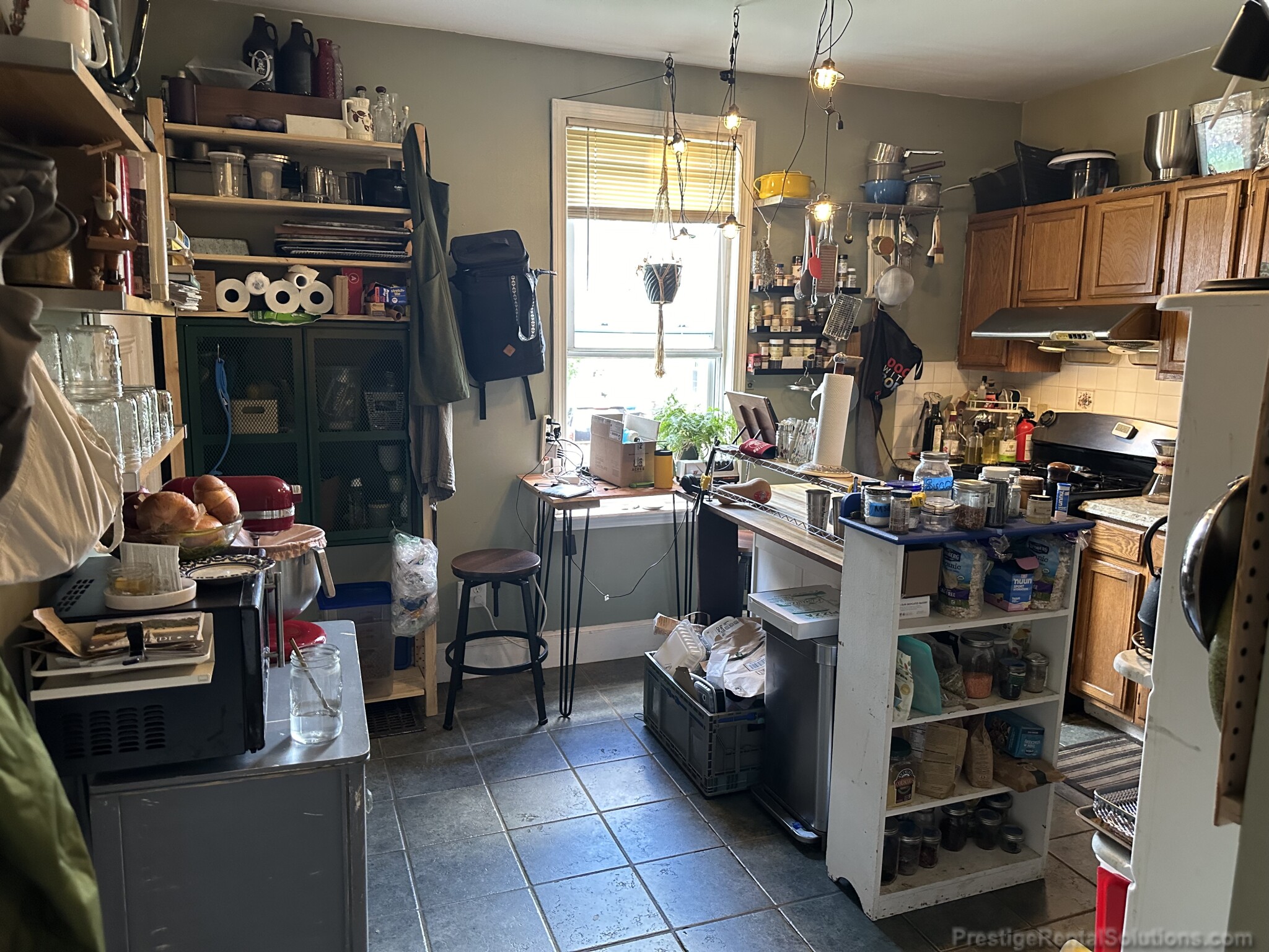 1 bed, 1 bath apartment for rent at 25 Mansfield St Unit 1, Lower Allston — photo 9 of 17
