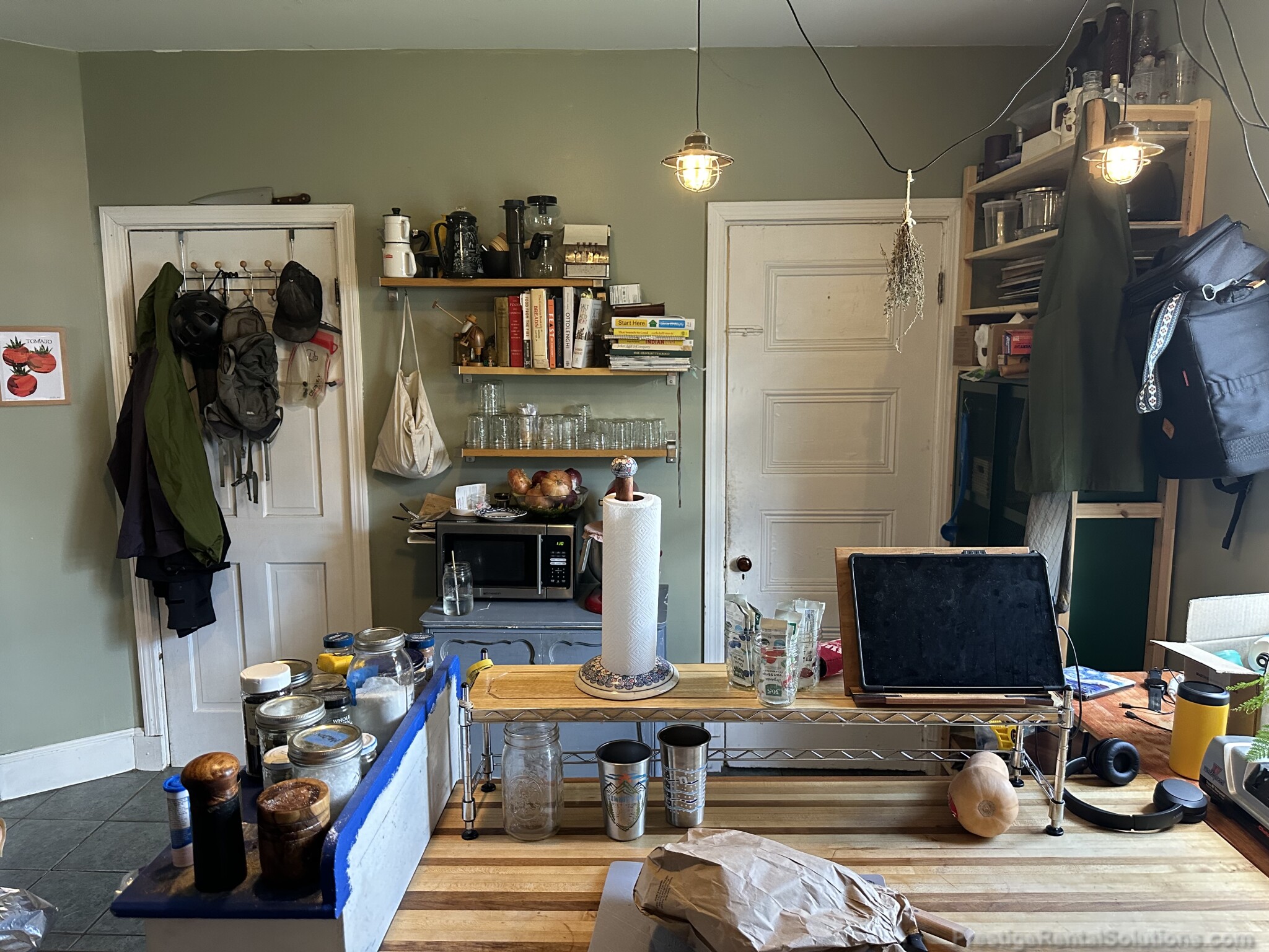 1 bed, 1 bath apartment for rent at 25 Mansfield St Unit 1, Lower Allston — photo 11 of 17