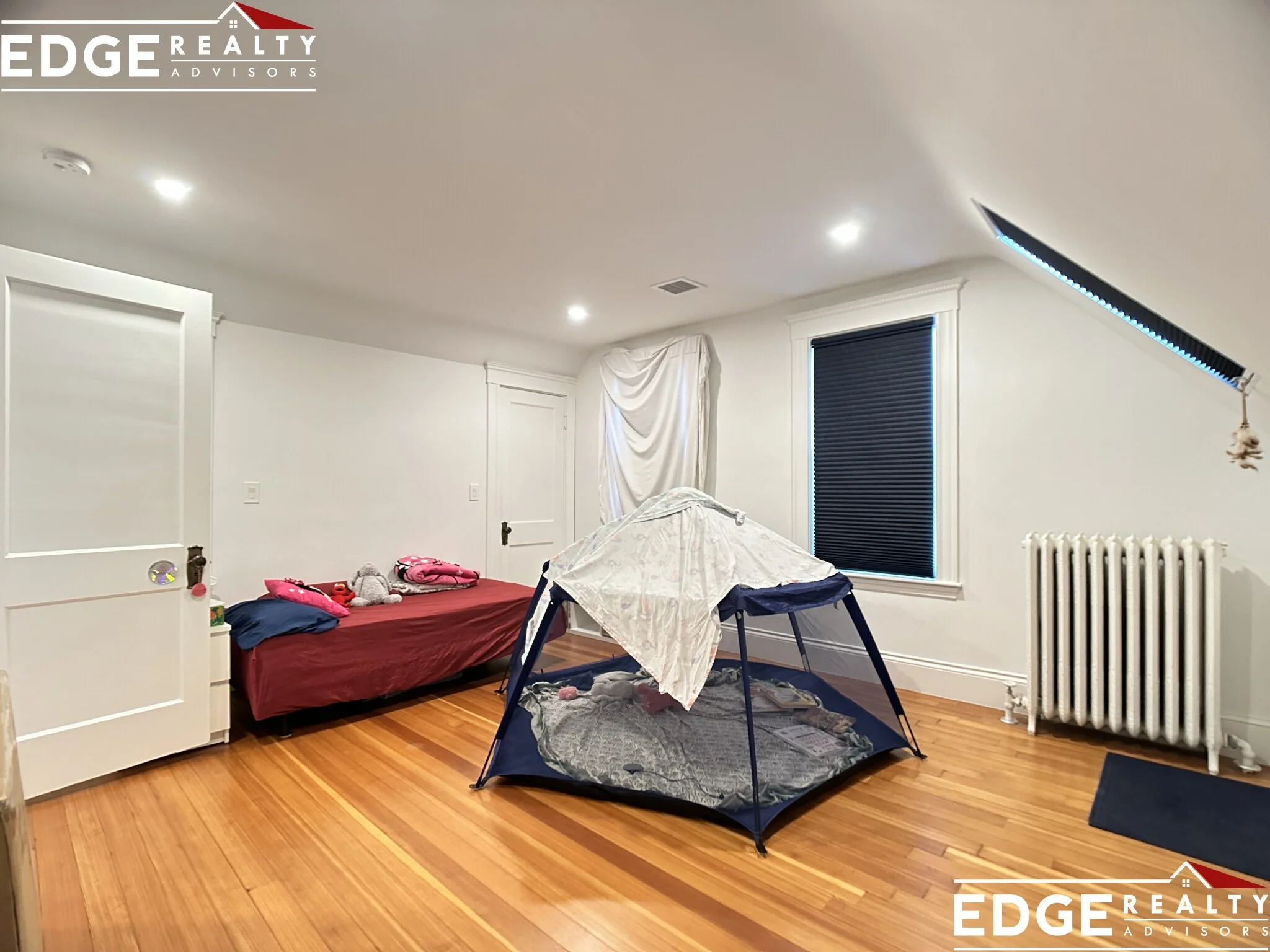 5 bed, 4+ bath apartment for rent at 25 Mapleton St Unit 2, Brighton — photo 6 of 13