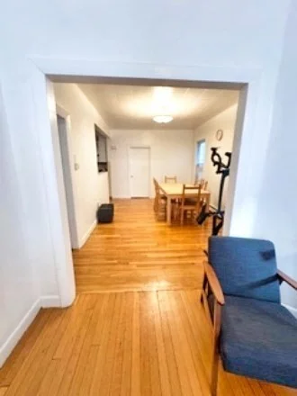 2 bed, 1 bath apartment for rent at 25 Marcella St Unit 1, Wellington-Harrington — photo 3 of 12