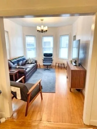 2 bed, 1 bath apartment for rent at 25 Marcella St Unit 1, Wellington-Harrington