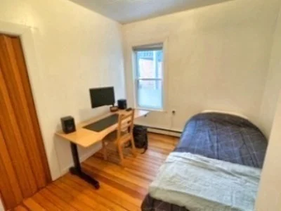 2 bed, 1 bath apartment for rent at 25 Marcella St Unit 1, Wellington-Harrington — photo 7 of 12
