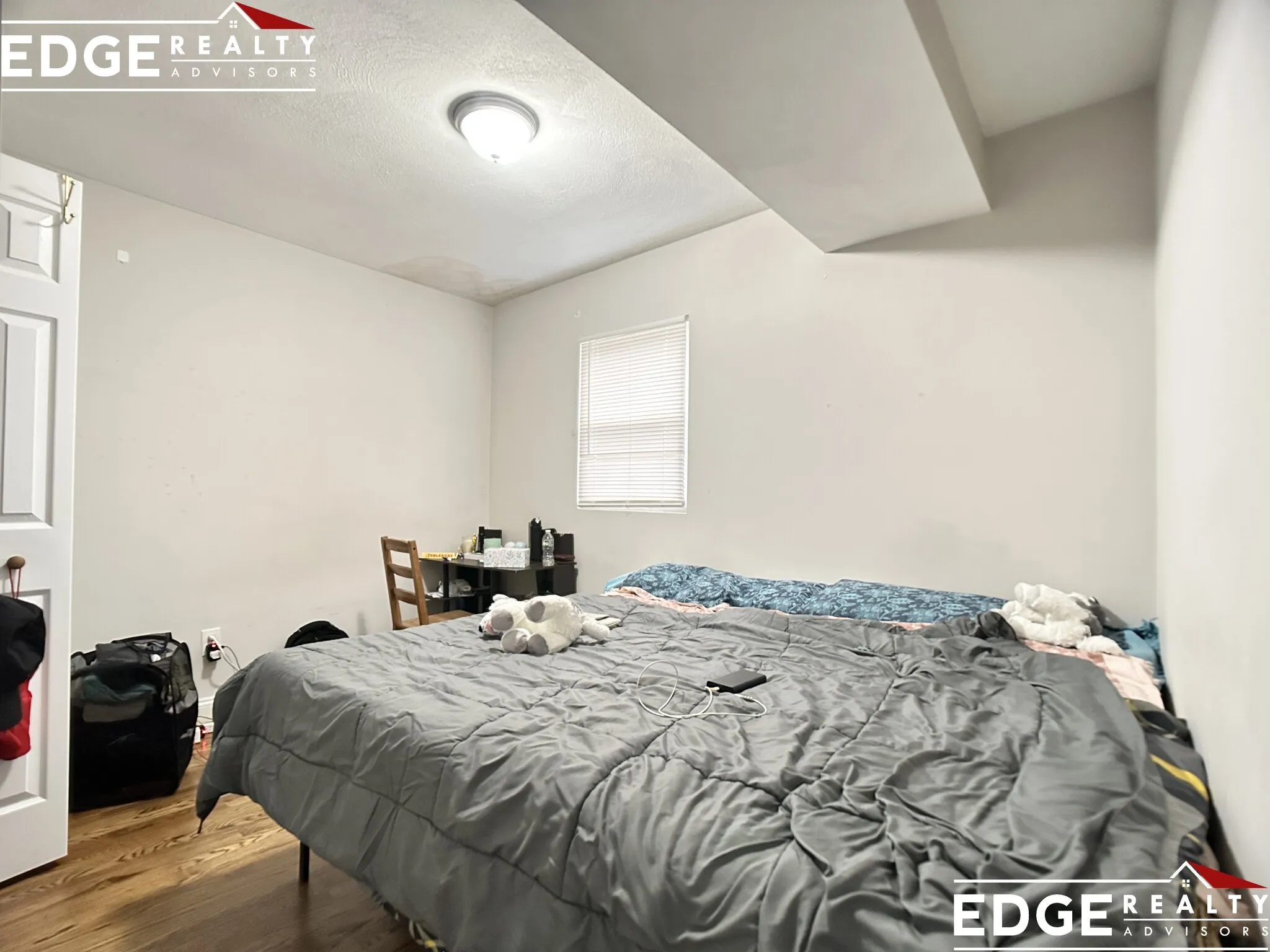 5 bed, 2 bath apartment for rent at 25 Marcella St Unit 2, Roxbury — photo 4 of 10