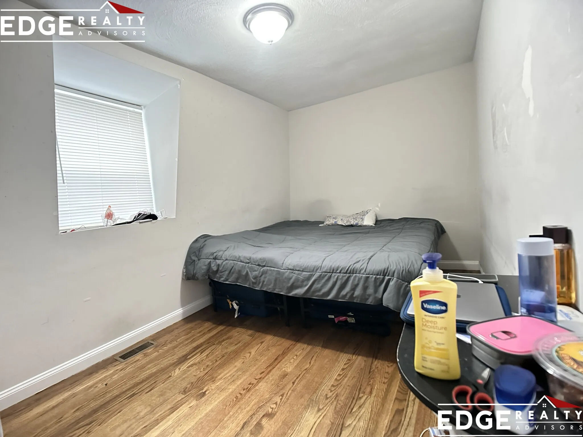 5 bed, 2 bath apartment for rent at 25 Marcella St Unit 2, Roxbury — photo 9 of 10