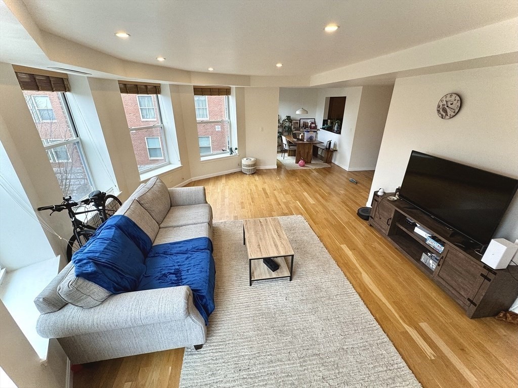 2 bed, 2 bath apartment for rent at 25 Marion St Unit 32, Coolidge Corner — photo 3 of 40