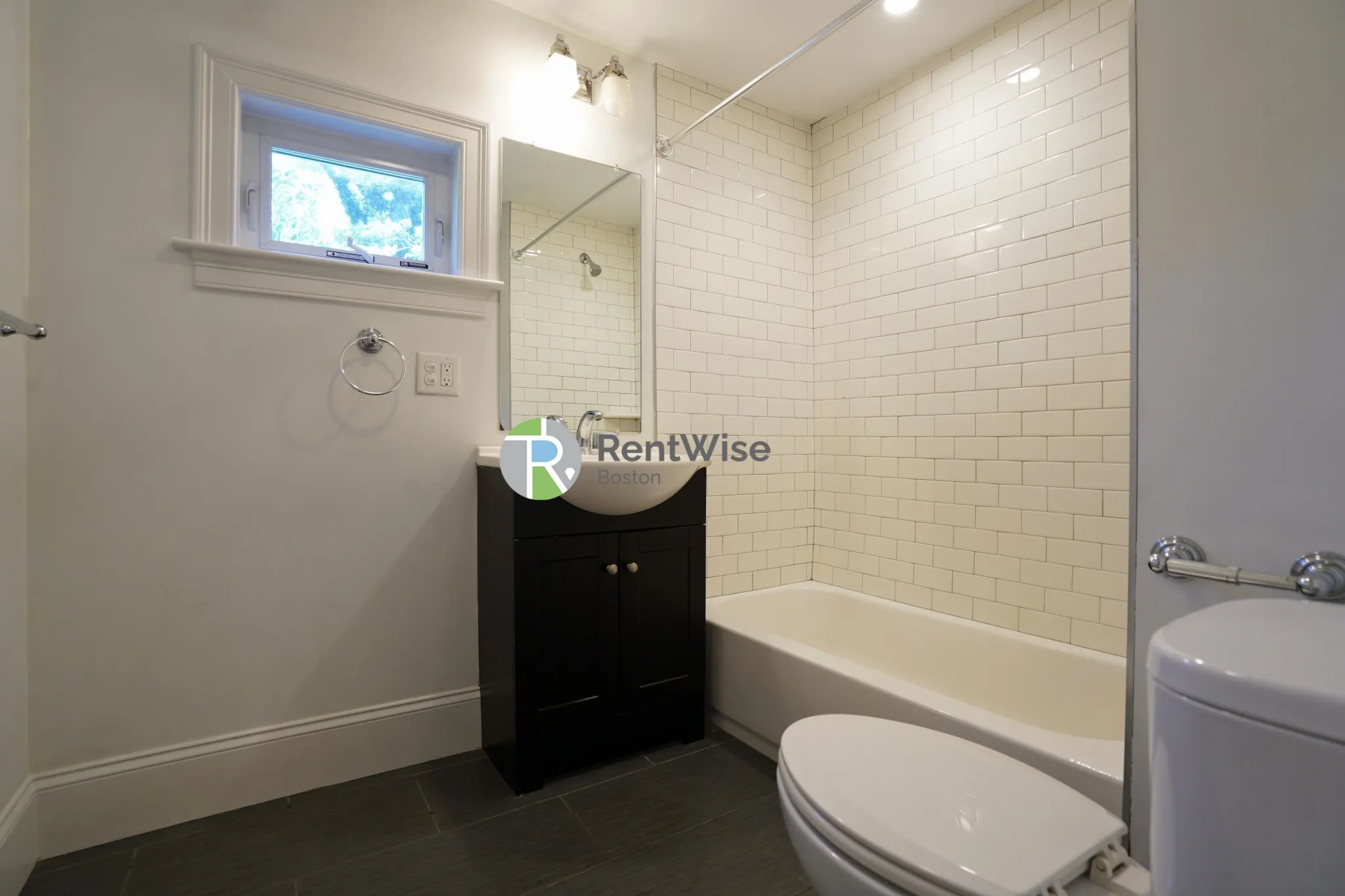 4 bed, 1 bath apartment for rent at 25 Marney St Unit 3, Wellington-Harrington — photo 22 of 49