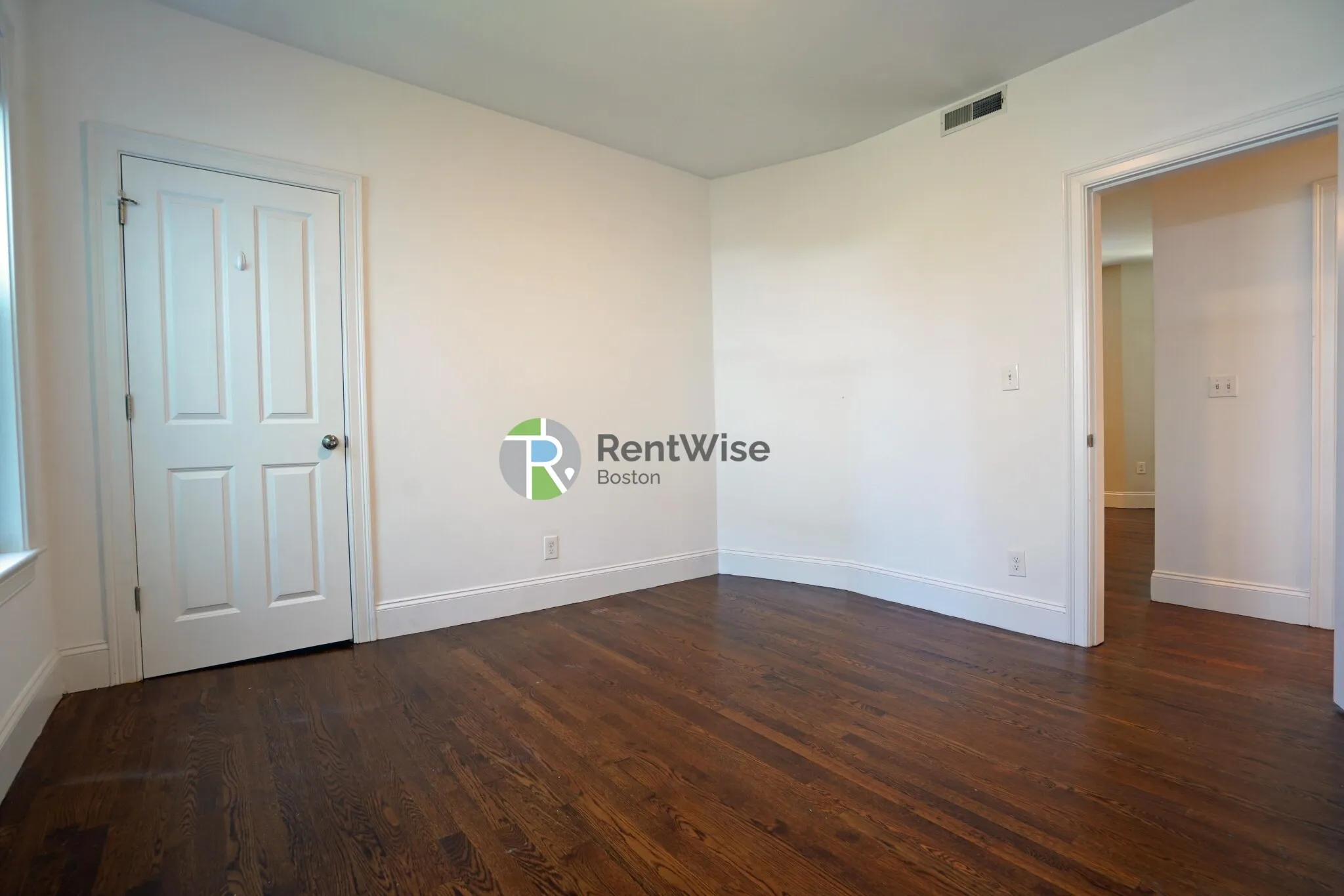 4 bed, 1 bath apartment for rent at 25 Marney St Unit 3, Wellington-Harrington — photo 14 of 49