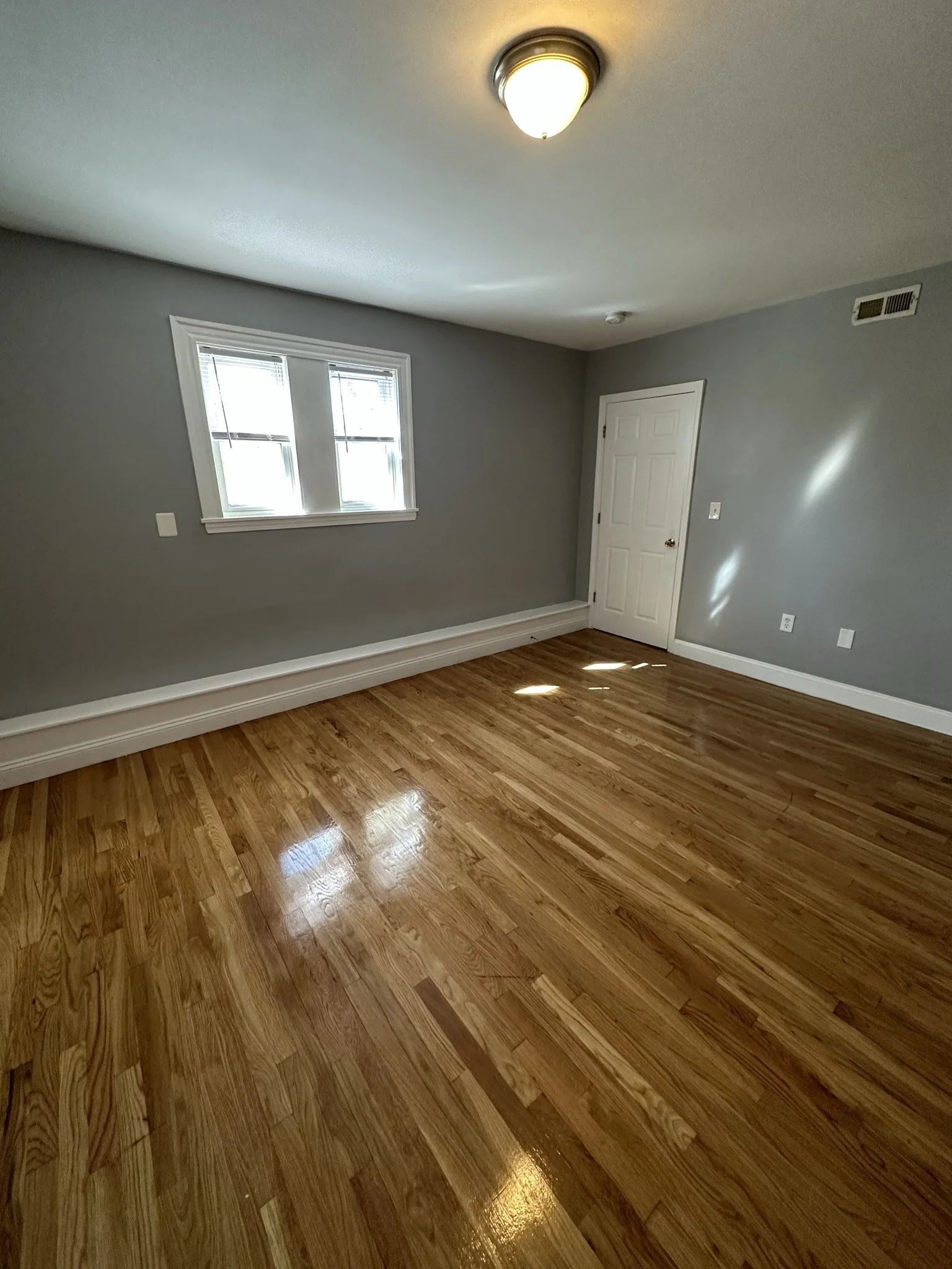 3 bed, 1 bath apartment for rent at 25 Maywood St Unit 1, Roxbury — photo 9 of 21