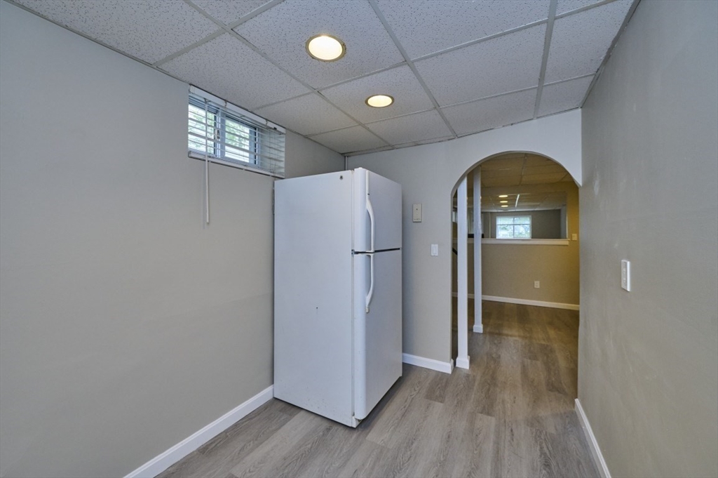 4 bed, 2 bath apartment for rent at 25 Mendum St Unit 1, Jamaica Plain — photo 20 of 32