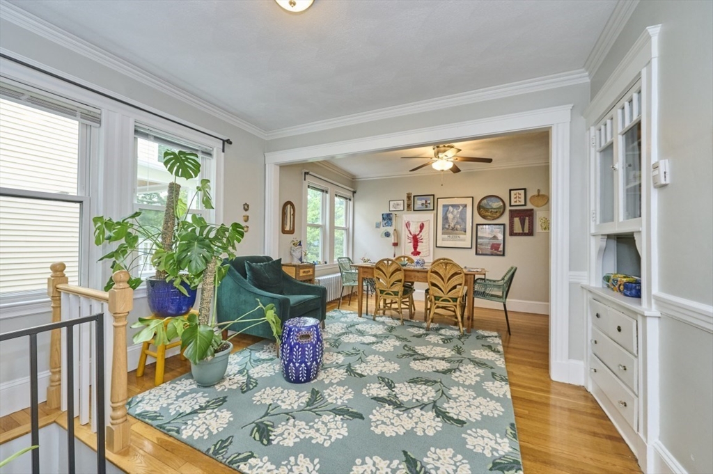 4 bed, 2 bath apartment for rent at 25 Mendum St Unit 1, Jamaica Plain — photo 4 of 32
