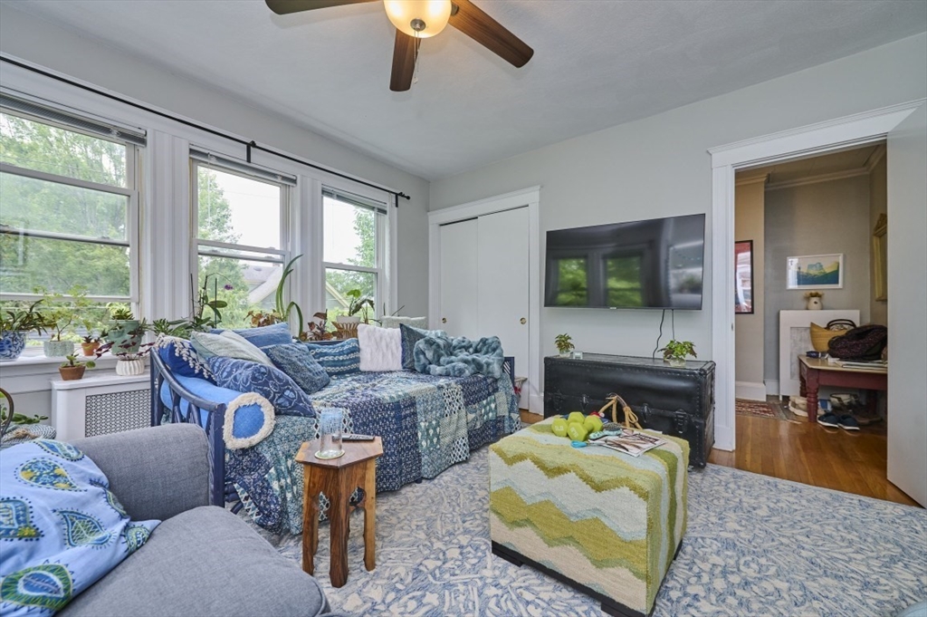 4 bed, 2 bath apartment for rent at 25 Mendum St Unit 1, Jamaica Plain — photo 9 of 32