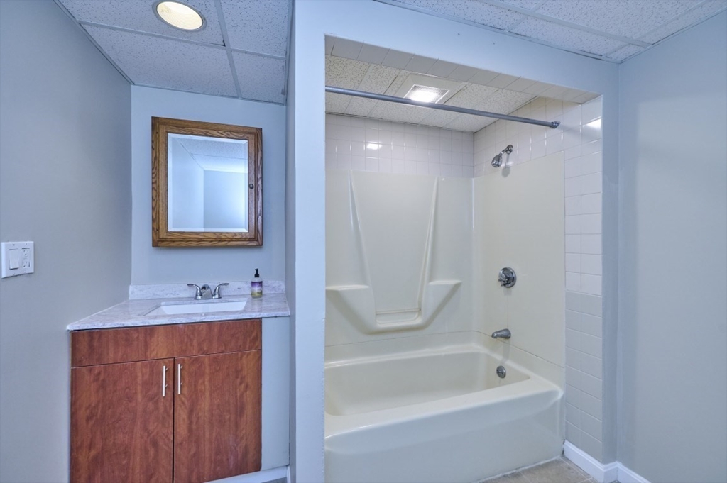 4 bed, 2 bath apartment for rent at 25 Mendum St Unit 1, Jamaica Plain — photo 24 of 32