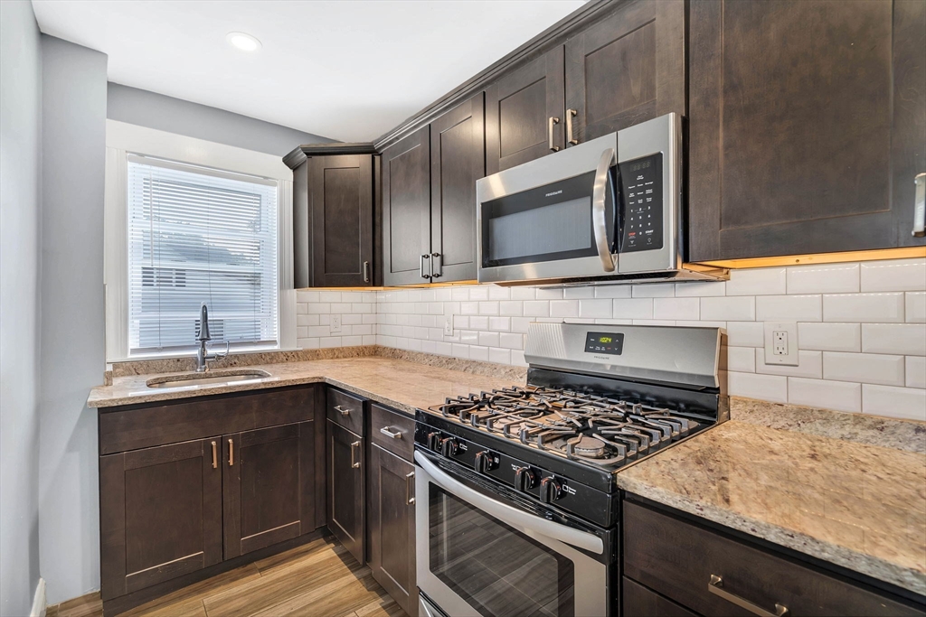 3 bed, 1 bath apartment for rent at 25 Middleton St Unit 3, Dorchester — photo 1 of 20
