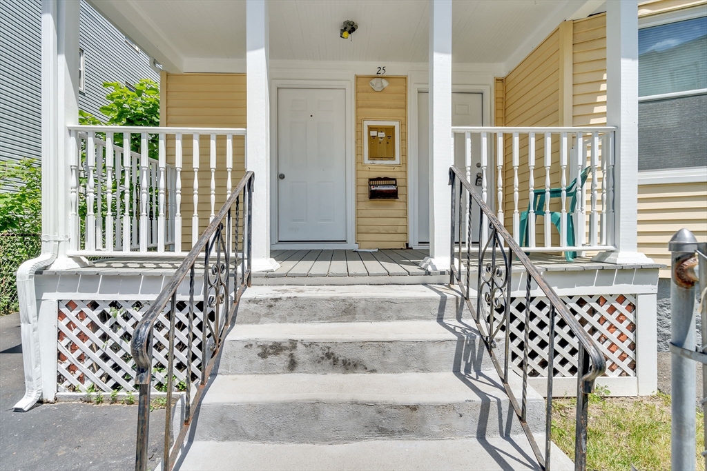 3 bed, 1 bath apartment for rent at 25 Middleton St Unit 3, Dorchester — photo 20 of 20