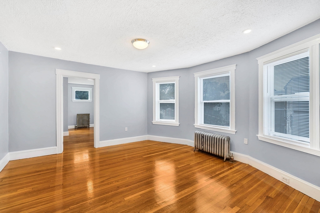 3 bed, 1 bath apartment for rent at 25 Middleton St Unit 3, Dorchester — photo 12 of 20