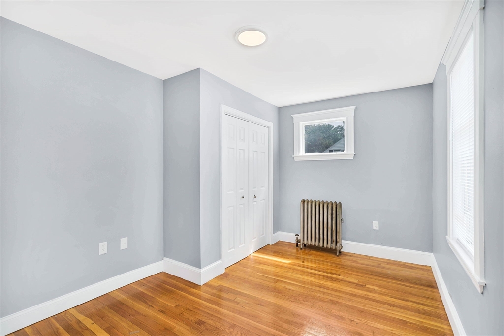 3 bed, 1 bath apartment for rent at 25 Middleton St Unit 3, Dorchester — photo 15 of 20