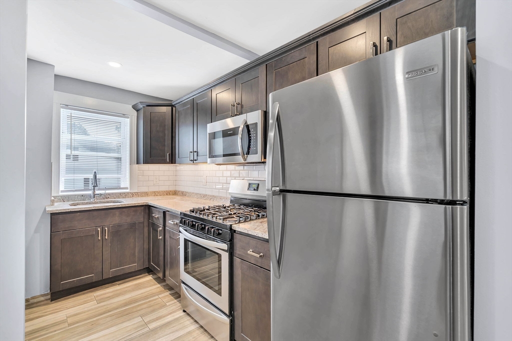 3 bed, 1 bath apartment for rent at 25 Middleton St Unit 3, Dorchester — photo 2 of 20
