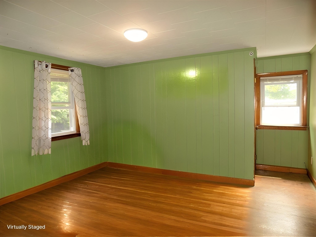 4 bed, 2 bath apartment for rent at 25 Moon Rd, Lynn — photo 16 of 29