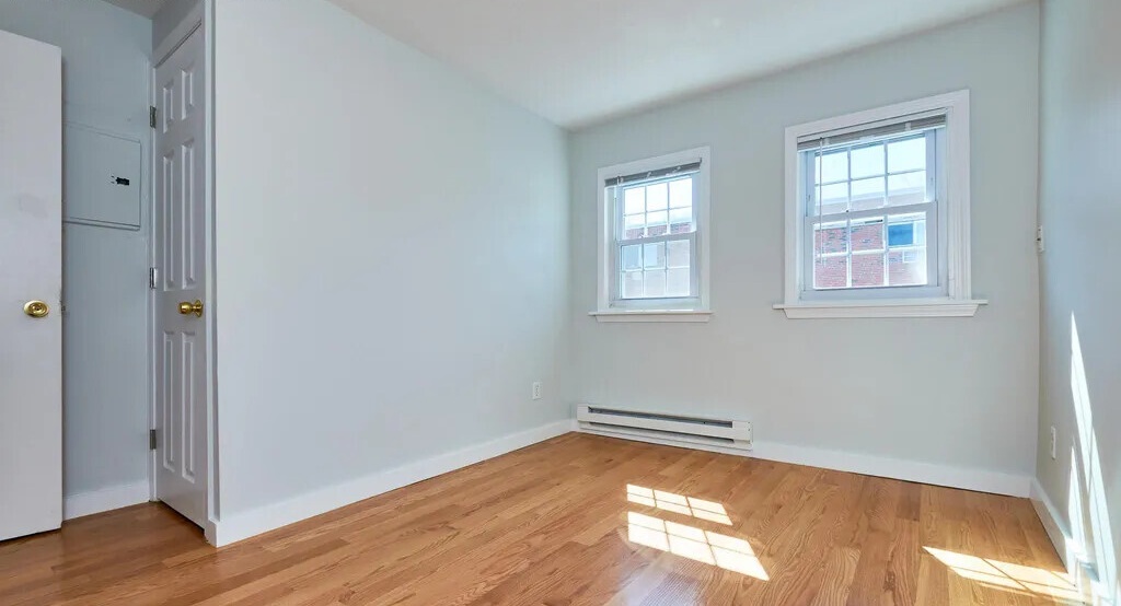 1 bed, 1 bath apartment for rent at 25 Moreland St Unit 3, Winter Hill — photo 4 of 12