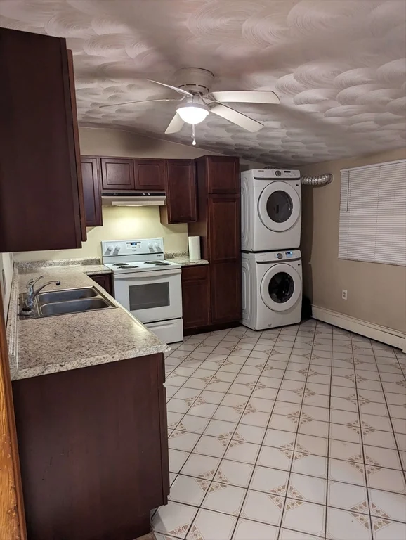 1 bed, 1 bath apartment for rent at 25 Morgan Ave Unit R, North Providence — photo 1 of 7