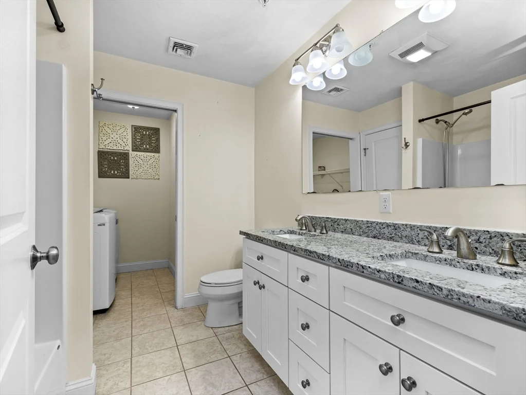 2 bed, 1 bath apartment for rent at 25 N Bend St Unit 25, Lynn — photo 10 of 13