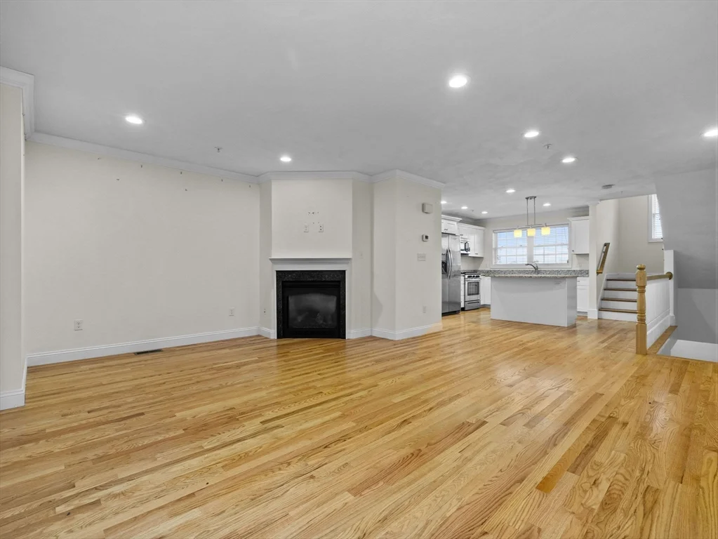 2 bed, 1 bath apartment for rent at 25 N Bend St Unit 25, Lynn — photo 5 of 13