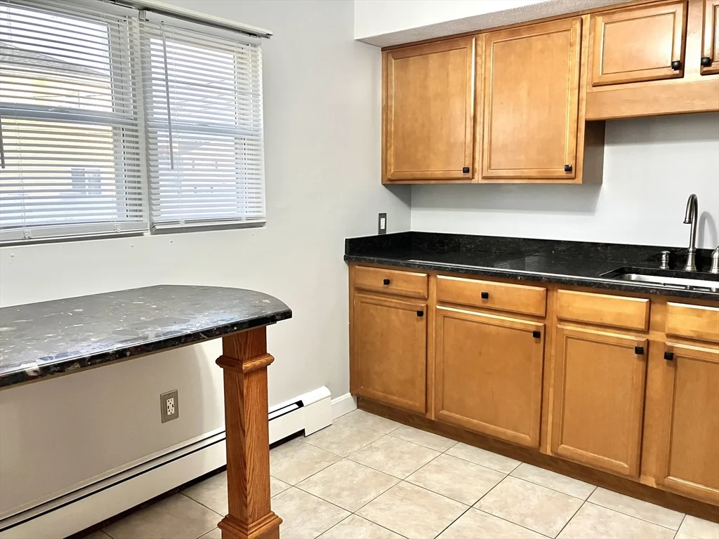 1 bed, 1 bath apartment for rent at 25 Naples Ave Unit R, Saugus — photo 6 of 13