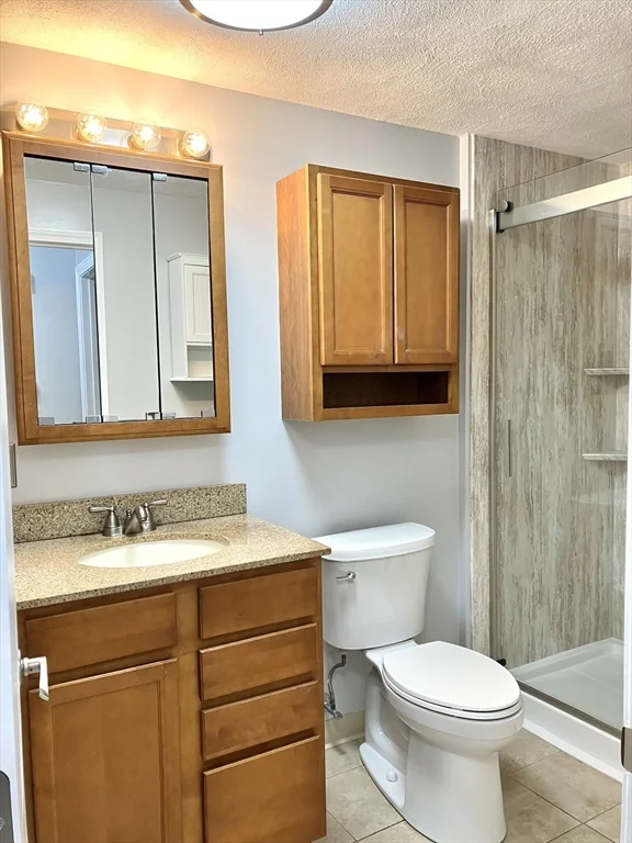 1 bed, 1 bath apartment for rent at 25 Naples Ave Unit R, Saugus — photo 11 of 13