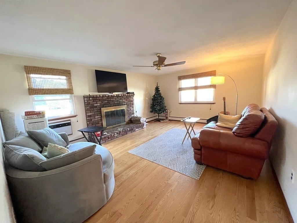 2 bed, 1 bath apartment for rent at 25 Nathan Rd Unit 2, Waltham — photo 2 of 18