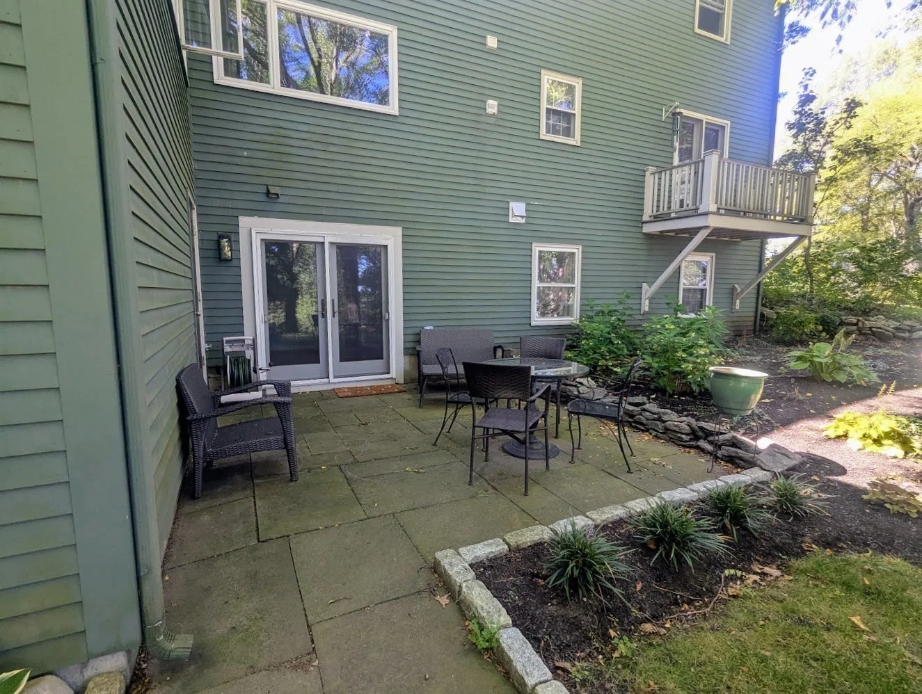 1 bed, 1 bath apartment for rent at 25 Oakhurst Ave Unit 2, Ipswich — photo 5 of 14