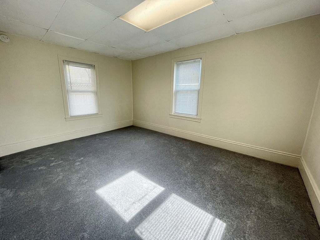 2 bed, 1 bath apartment for rent at 25 Oakland St Unit 1, Newton — photo 12 of 19
