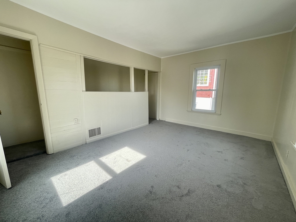 2 bed, 1 bath apartment for rent at 25 Oakland St Unit 1, Newton — photo 16 of 19