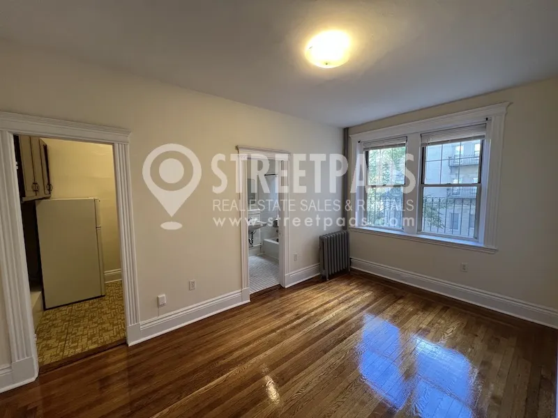 Studio bed, 1 bath apartment for rent at 25 Park Dr Unit 5, Fenway — photo 9 of 15