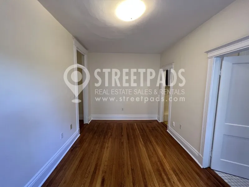 Studio bed, 1 bath apartment for rent at 25 Park Dr Unit 5, Fenway — photo 11 of 15