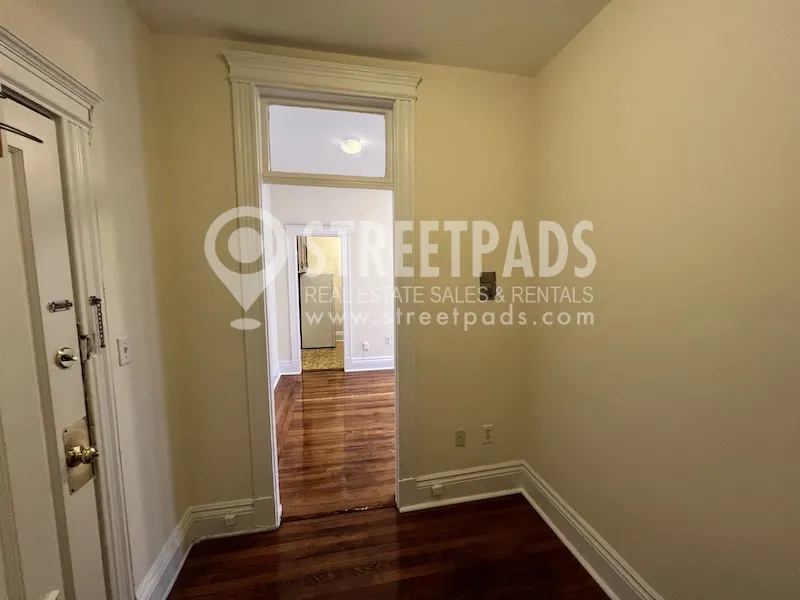 Studio bed, 1 bath apartment for rent at 25 Park Dr Unit 5, Fenway — photo 15 of 15