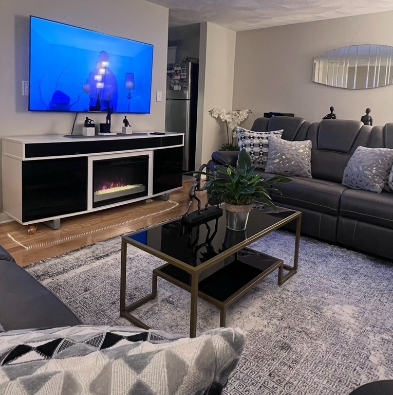 2 bed, 1 bath apartment for rent at 25 Patrick Rd Unit 25, Tewksbury — photo 14 of 31