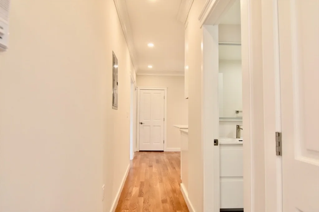 3 bed, 2 bath apartment for rent at 25 Peverell St Unit 1, Dorchester — photo 13 of 38