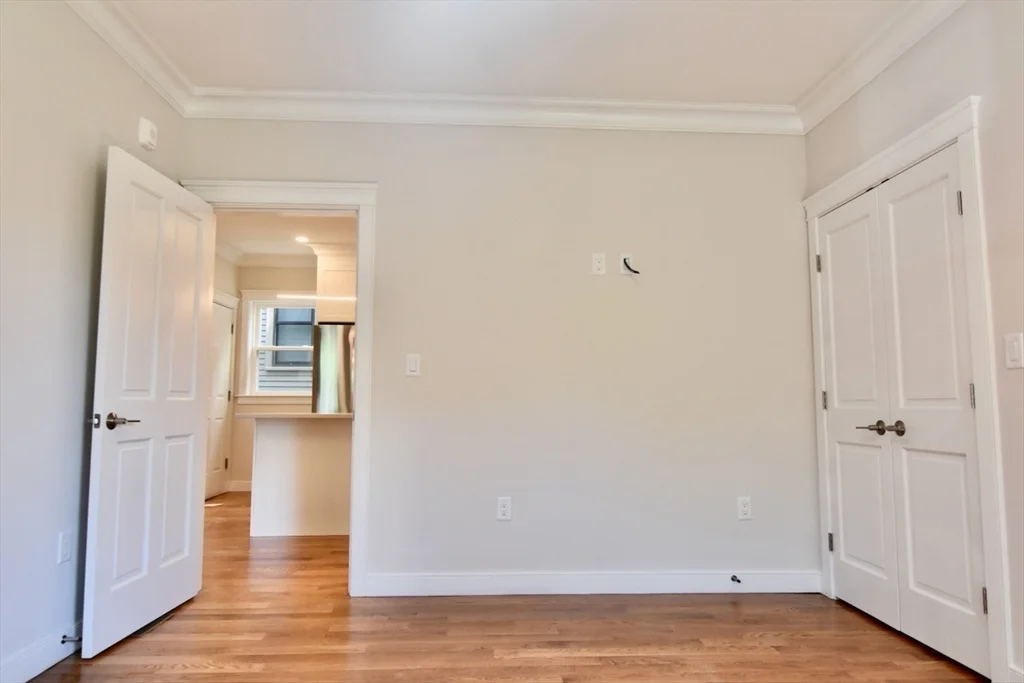 3 bed, 2 bath apartment for rent at 25 Peverell St Unit 1, Dorchester — photo 20 of 38