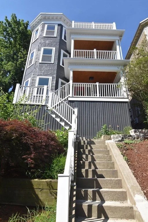 3 bed, 2 bath apartment for rent at 25 Peverell St Unit 1, Dorchester — photo 4 of 38