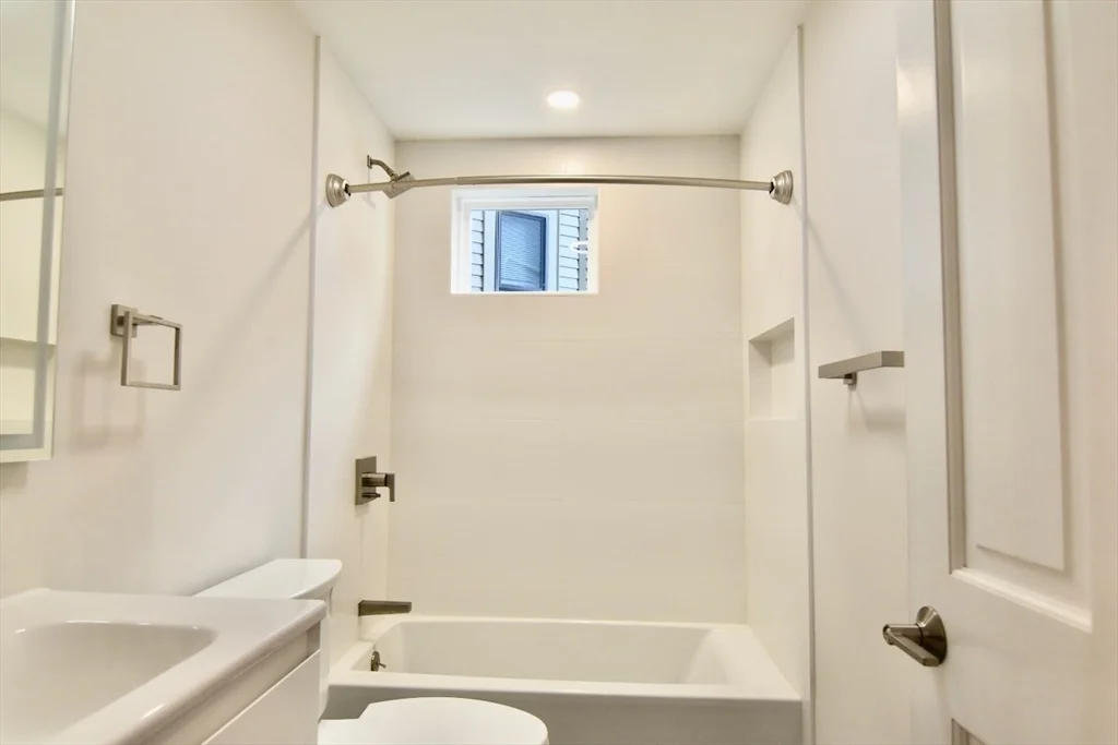 3 bed, 2 bath apartment for rent at 25 Peverell St Unit 1, Dorchester — photo 15 of 38