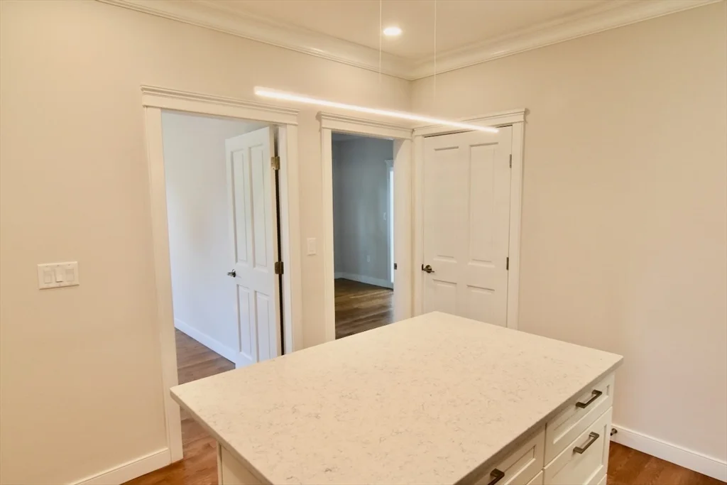 3 bed, 2 bath apartment for rent at 25 Peverell St Unit 1, Dorchester — photo 34 of 38