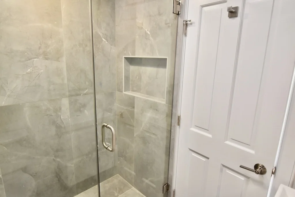 3 bed, 2 bath apartment for rent at 25 Peverell St Unit 1, Dorchester — photo 18 of 38