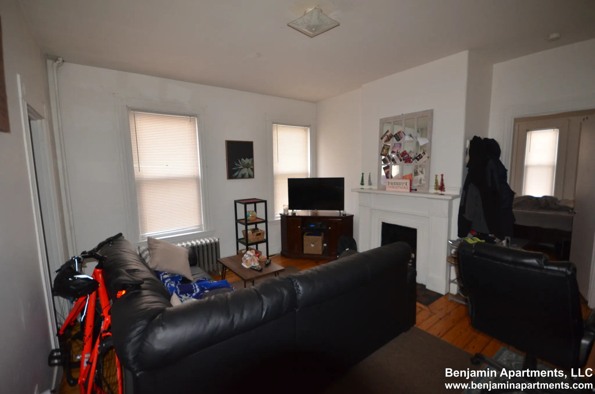 1 bed, 1 bath apartment for rent at 25 Pratt St Unit 1, Allston — photo 4 of 9