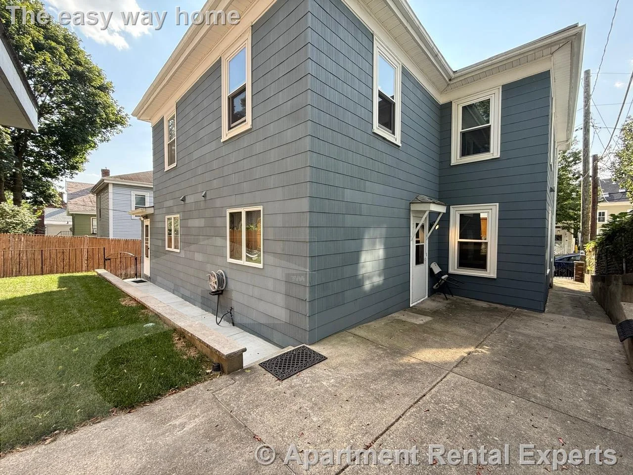 3 bed, 1 bath apartment for rent at 25 Putnam St, Prospect Hill — photo 12 of 23