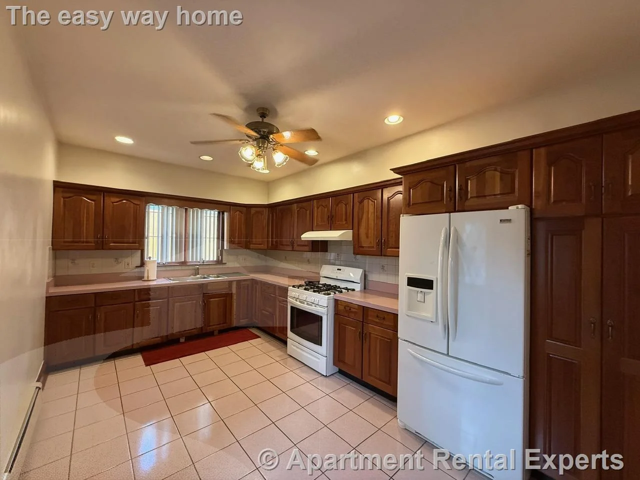 3 bed, 1 bath apartment for rent at 25 Putnam St, Prospect Hill — photo 8 of 23
